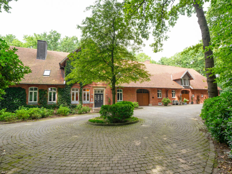 Anwesen mit 2 Wohneinheiten — Exklusiver Landsitz vor den Toren Lingens – mit Gästehaus, und vielfältigen Nutzungsmöglichkeiten, Lingen / Clusorth