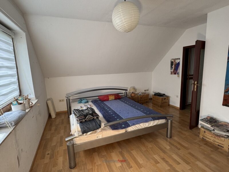 Zimmer DG — Freistehendes Haus in Gescher mit 731 m² Eckgrundstück – 2 Wohneinheiten möglich, Gescher