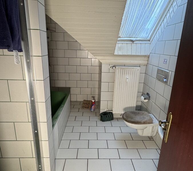 Bad DG — Freistehendes Haus in Gescher mit 731 m² Eckgrundstück – 2 Wohneinheiten möglich, Gescher